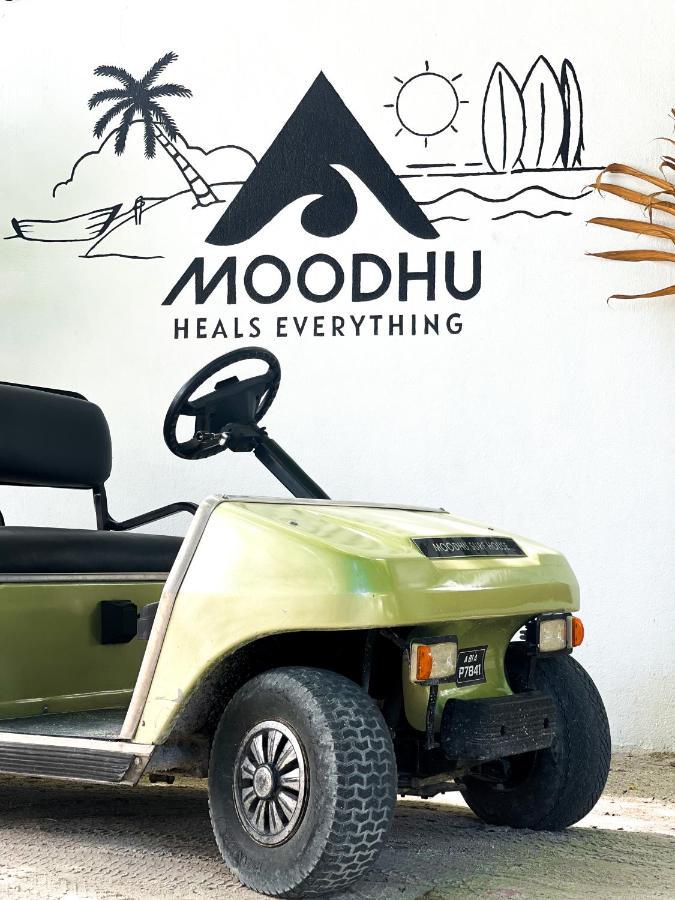 Hotel Moodhu Surf House Himmafushi Esterno foto