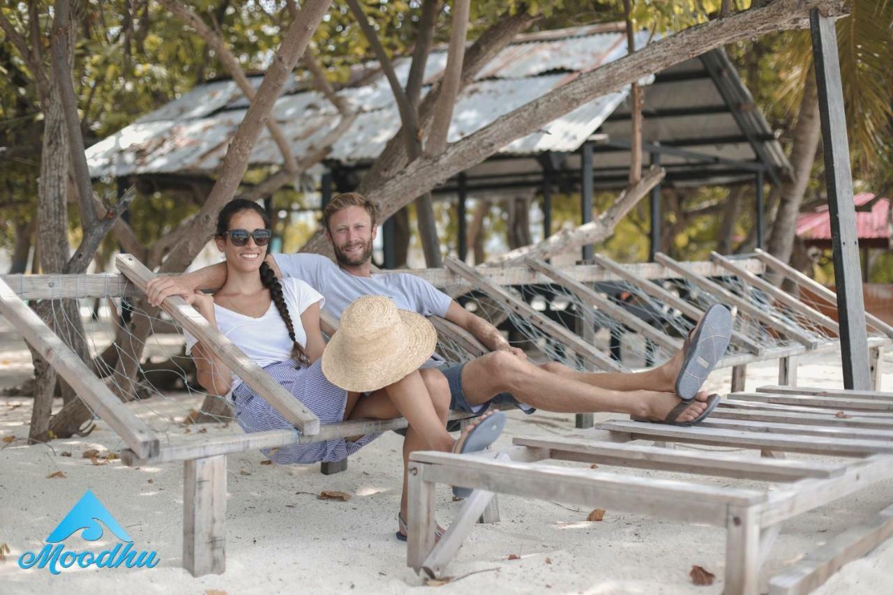 Hotel Moodhu Surf House Himmafushi Esterno foto