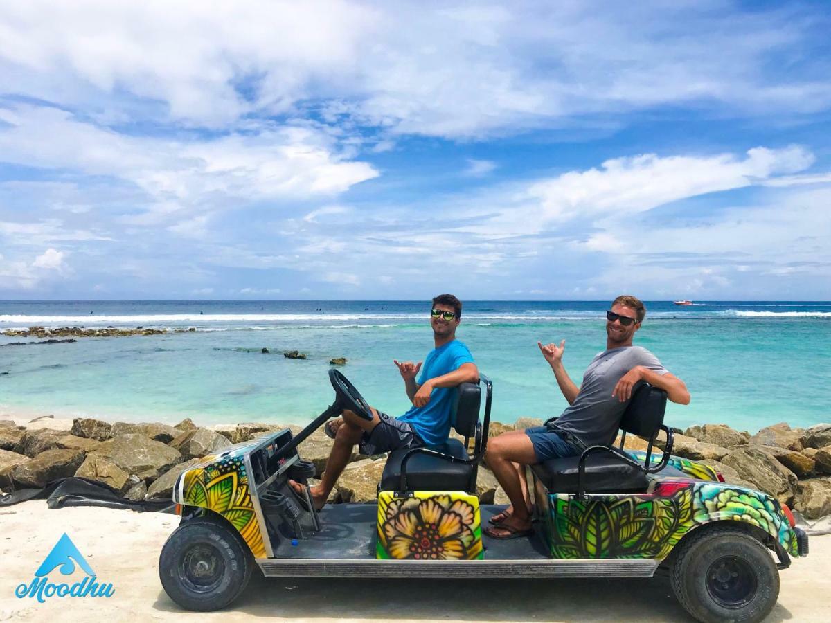 Hotel Moodhu Surf House Himmafushi Esterno foto